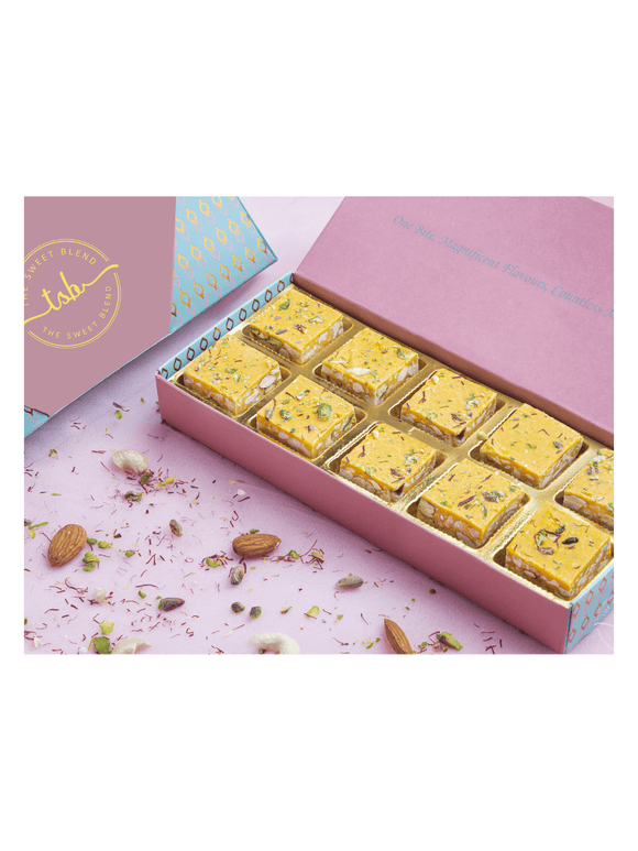 Saffron Crunch - The Sweet Blend - Gift Hamper - The Gourmet Box